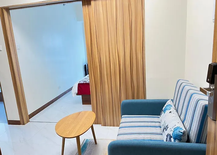 Beachfront U.s. Embassy Family Retreat. Appartement *